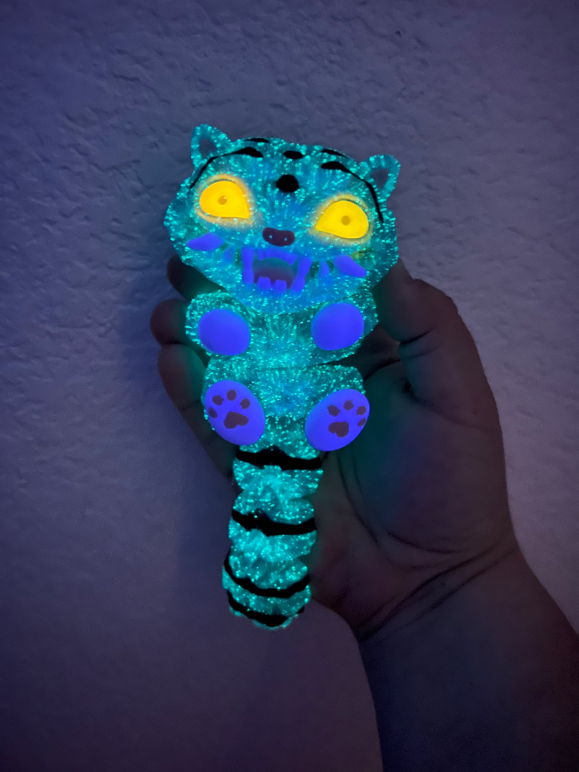 ✨GLOW✨ Wiggly Derpy